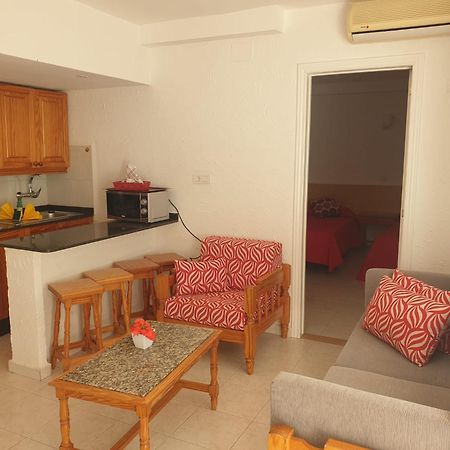 פלאייה דל אינגלז Apartamentos Calma מראה חיצוני תמונה